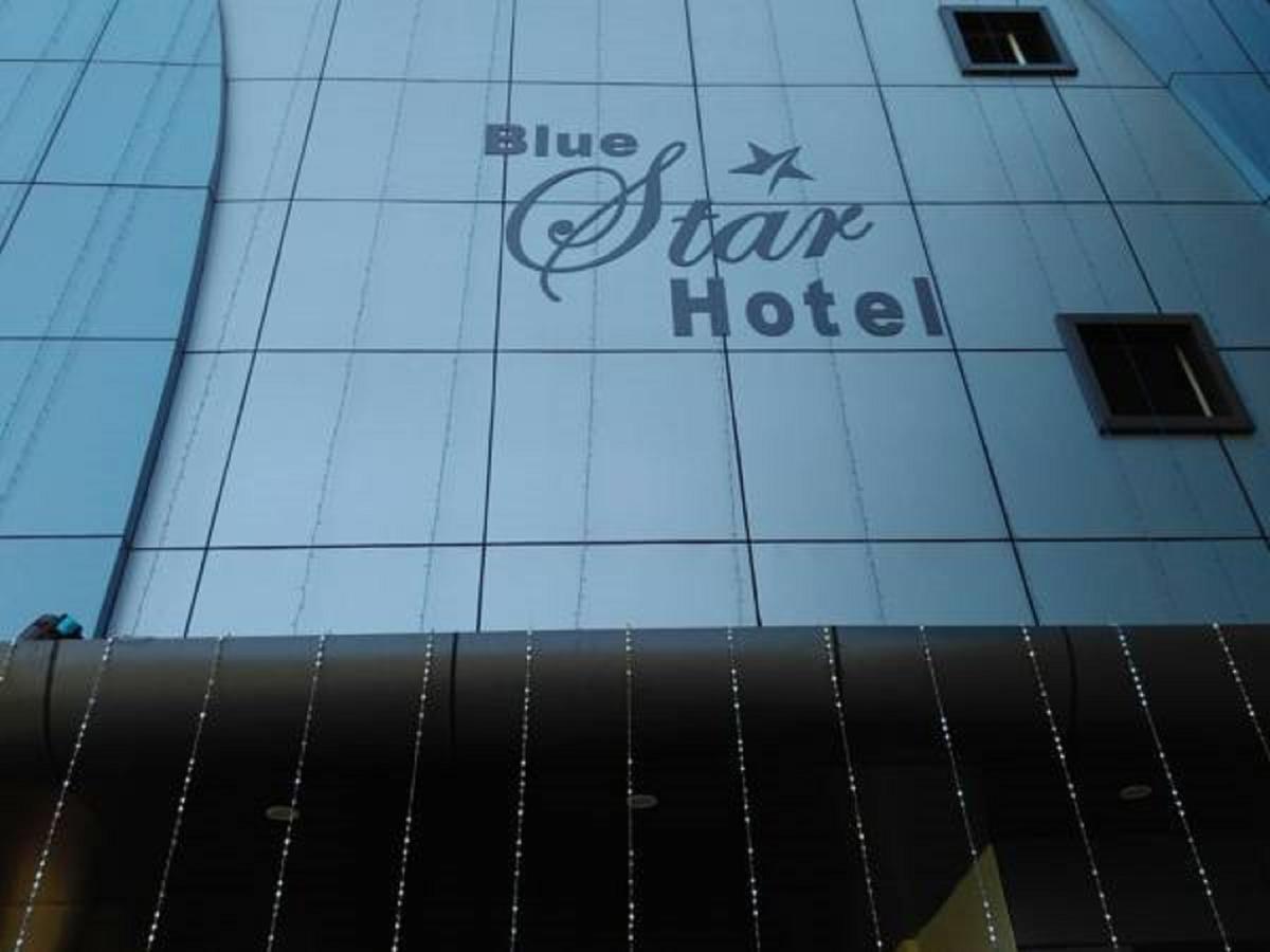 Hotel Blue Star Datia Exterior foto